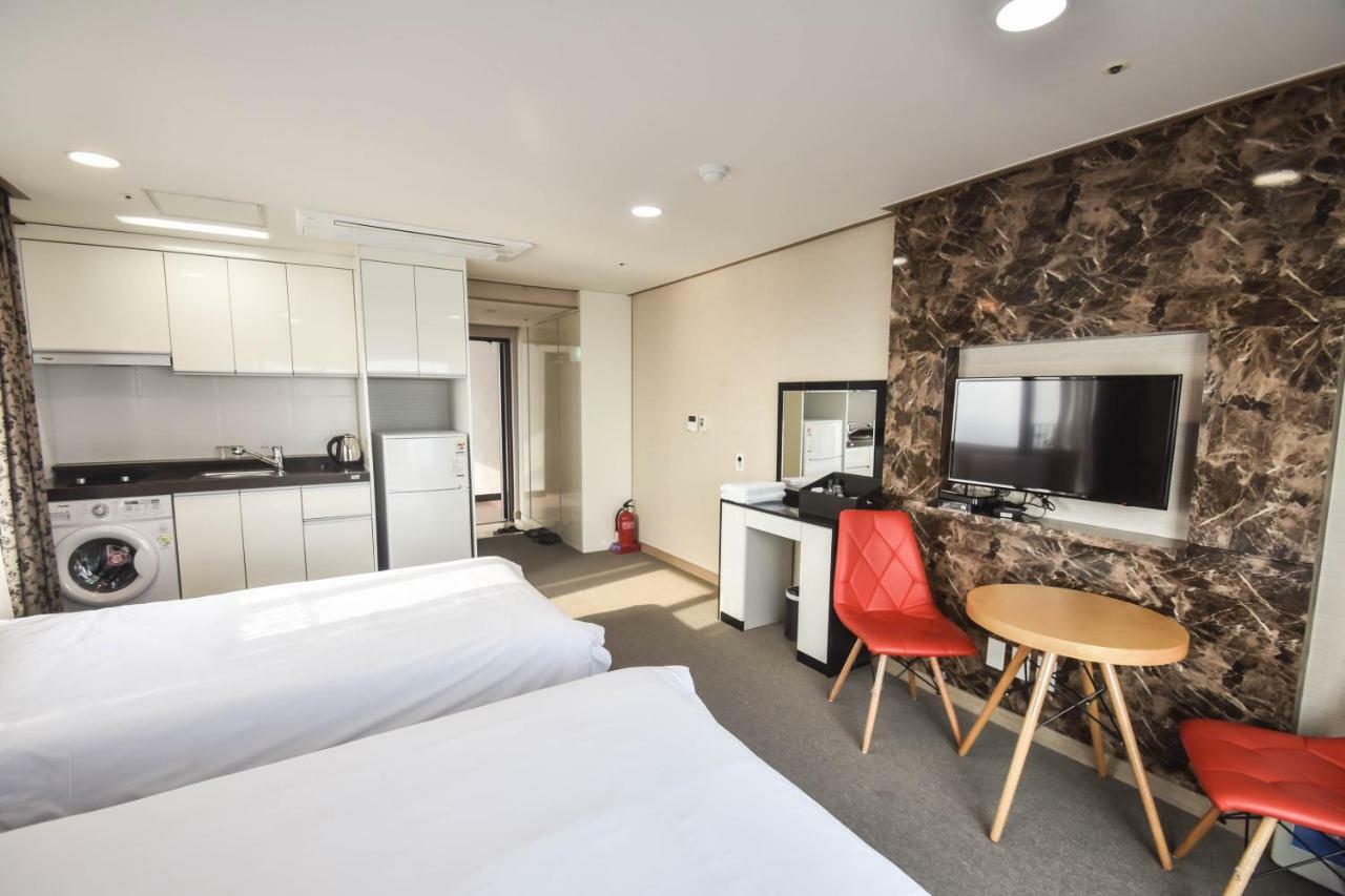 Dream Jeju Hotel 西归浦市 外观 照片