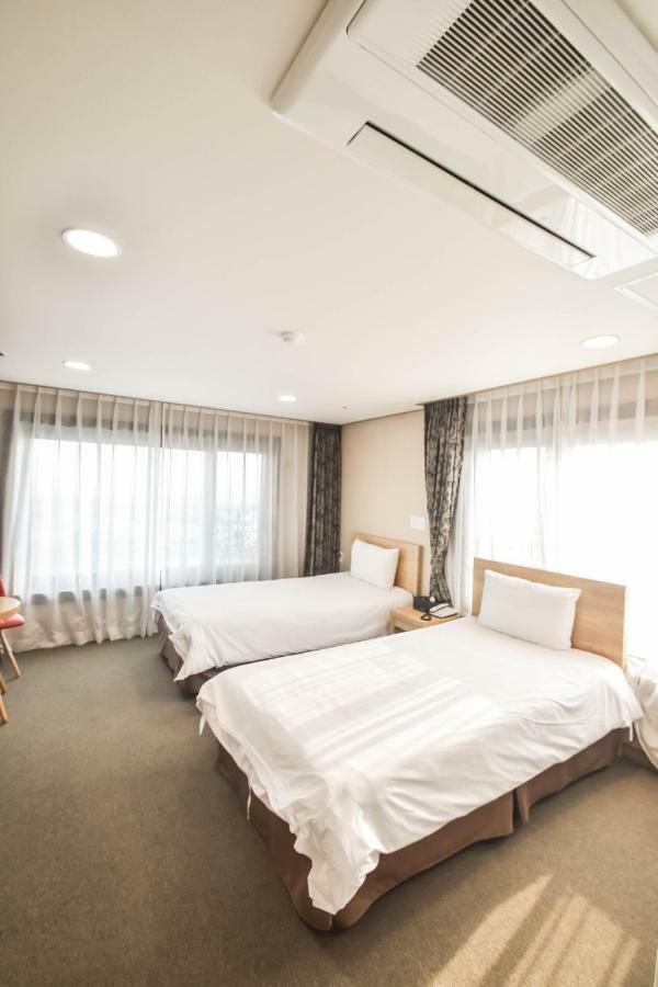 Dream Jeju Hotel 西归浦市 外观 照片